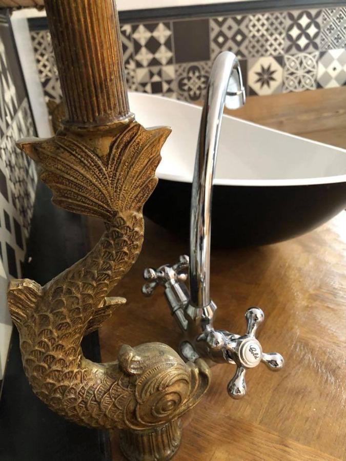בולון-סור-מאר Appartement Romantique Parisien, Baignoire Retro Au Pied Du Lit מראה חיצוני תמונה